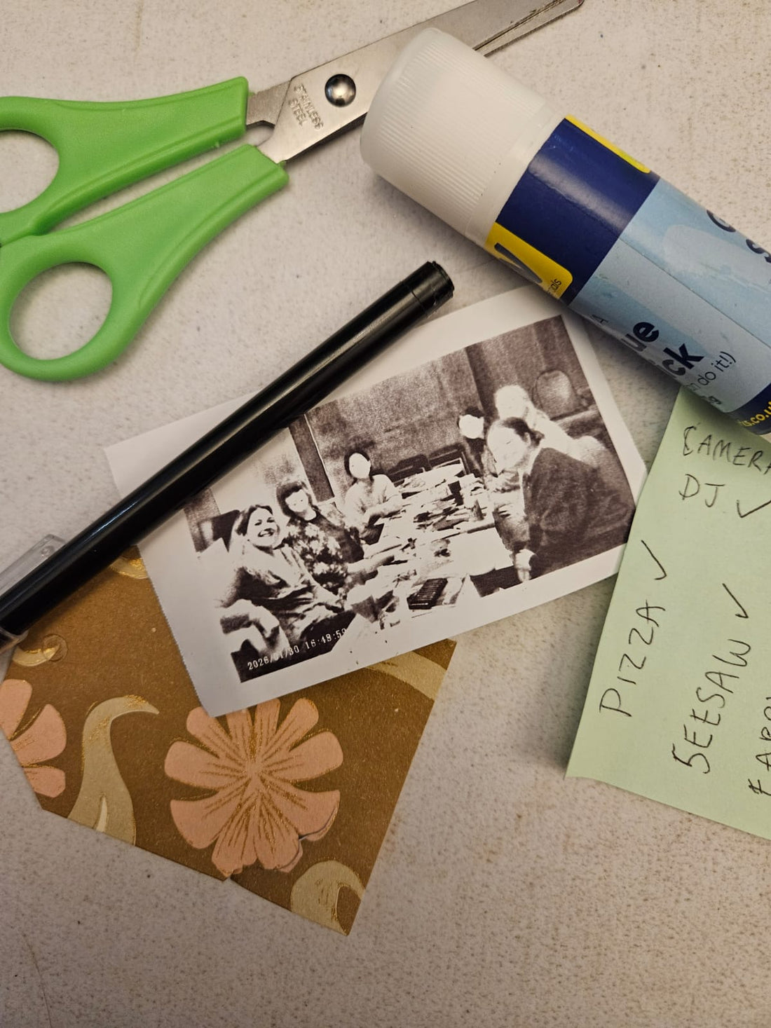 Low-Pressure Meetups in Brighton for Emerging Artists